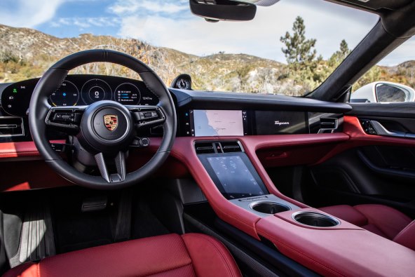 Porsche Taycan (6)