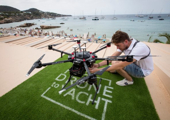 Drone to Yacht (7)