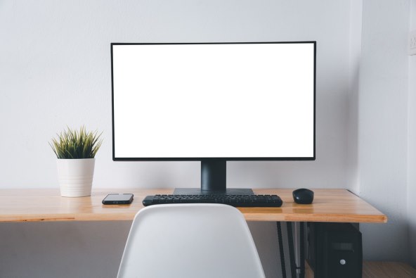 RAD OD KUĆE NIJE BIO KRATKOTRAJNA MUKA Prodaja računalnih monitora