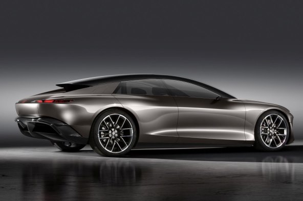 Audi grandsphere koncept (12)