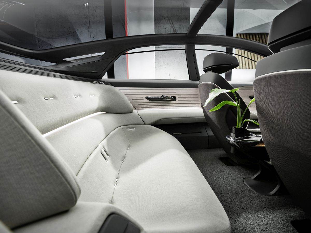 Audi grandsphere koncept (6)