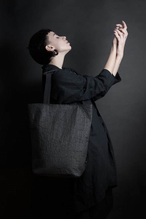 POSEBNOST NA TRŽIŠTU Torbe napravljene od vlakana lišća ananasa