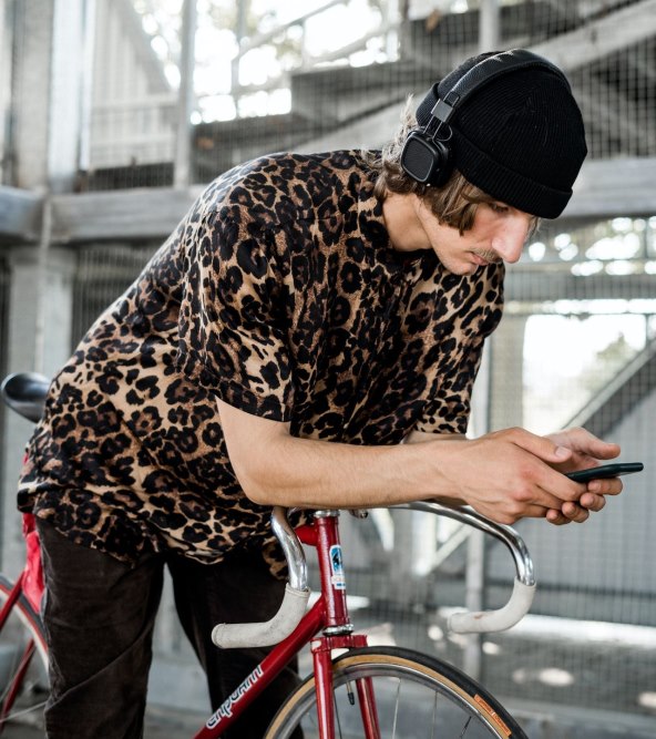 Bicikl muskarac slusalice.jpg