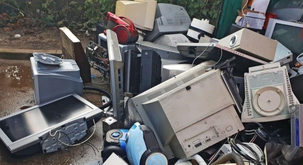 Elektronski otpad (2)