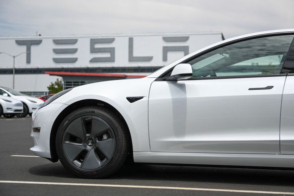Nećete vjerovati koliko je Tesla (već) isporučio automobila