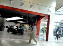 Tesla automobili (3)