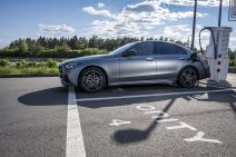 Mercedes-Benz C-klasa C 300 e (5)