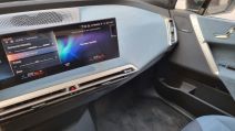 BMW iX (14)