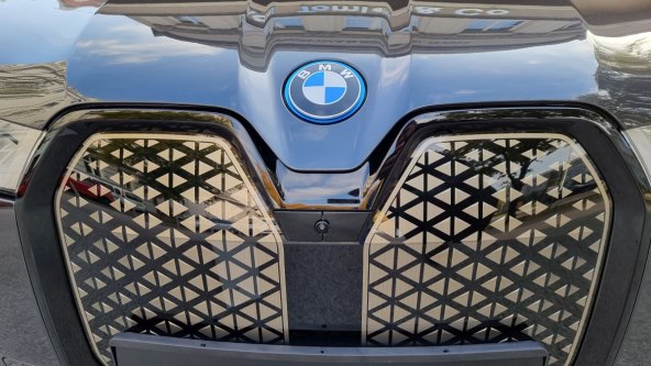 BMW iX (7)