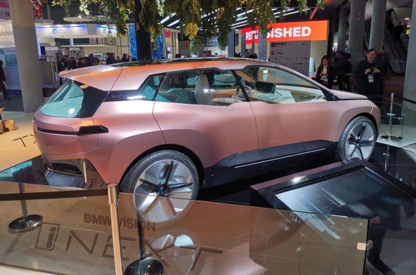 BMW iNext na MWC 2019 u Barceloni
