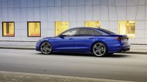 Audi S8 (3).jpg