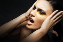 djevojka s glavoboljom.jpg