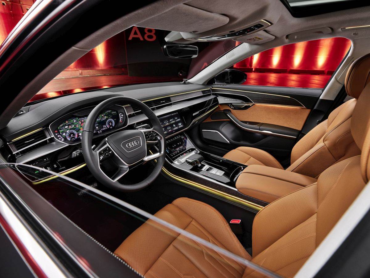 Audi A8L (4).jpg