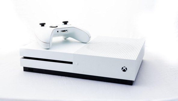 Microsoft Xbox One S