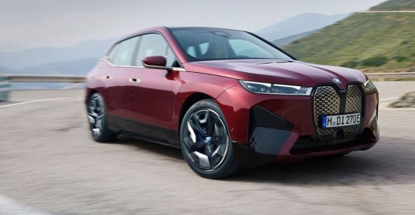 BMW iX.jpg