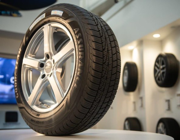 Goodyear je predstavio demonstracijsku gumu s 70-postotnim odrzivim materijalima.jpg