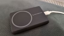 Scosche Magnetic Wireless Power Bank (3).jpg