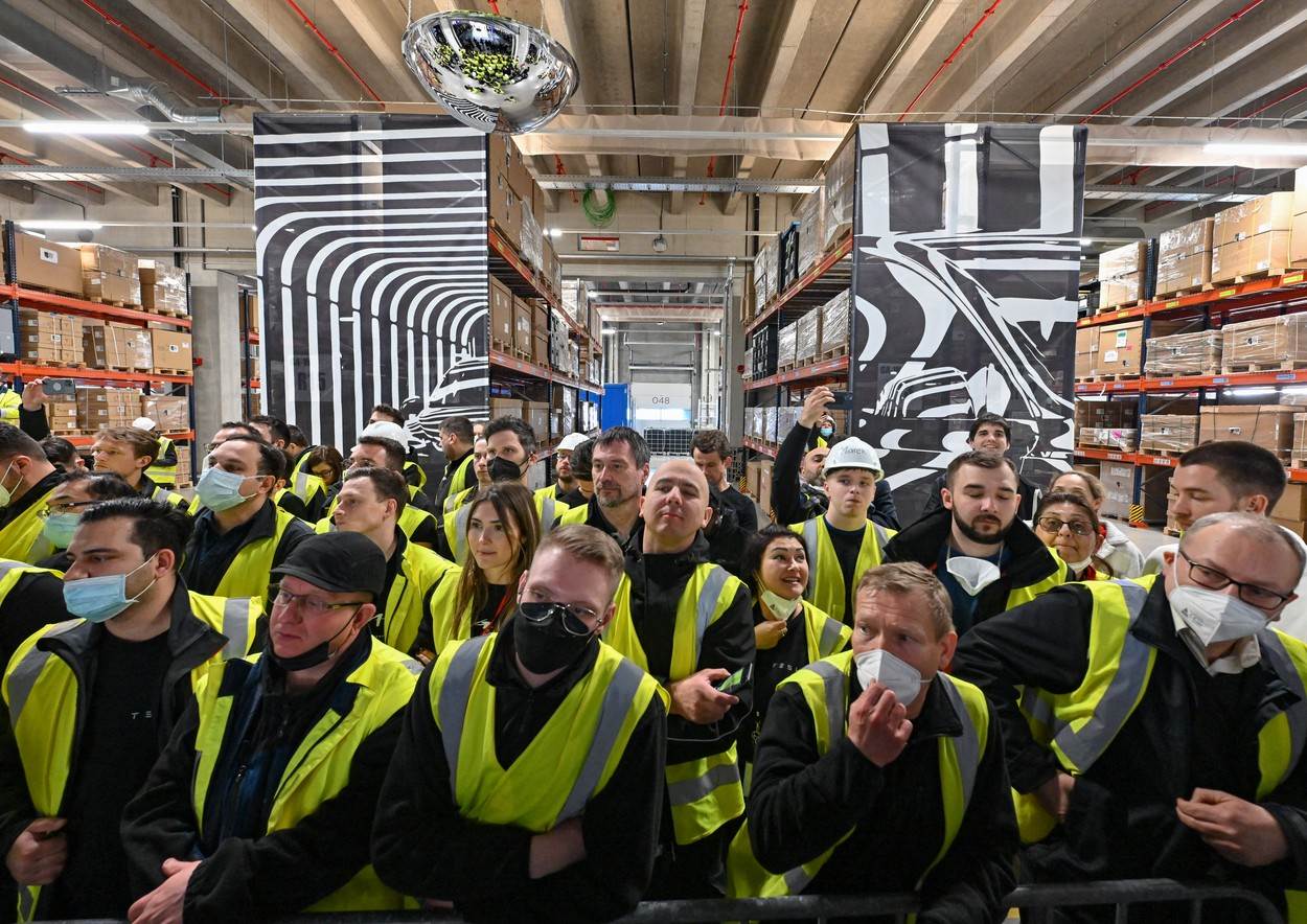 Tesla tvornica Berlin (2).jpg
