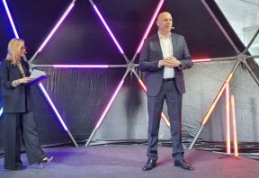 Adrian Jezina, Telemach Hrvatska & Iva Šulentić (1).jpg