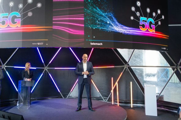 Adrian Jezina, Telemach Hrvatska & Iva Šulentić (2).jpg