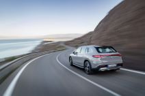 Mercedes EQS SUV (9).jpg