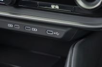 Lexus RZ 450h (2).jpg