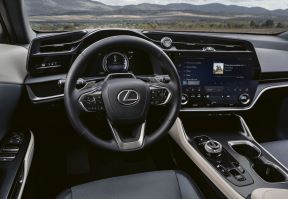 Lexus RZ 450h (12).jpg