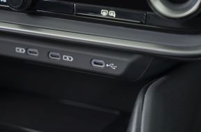 Lexus RZ 450h (2).jpg