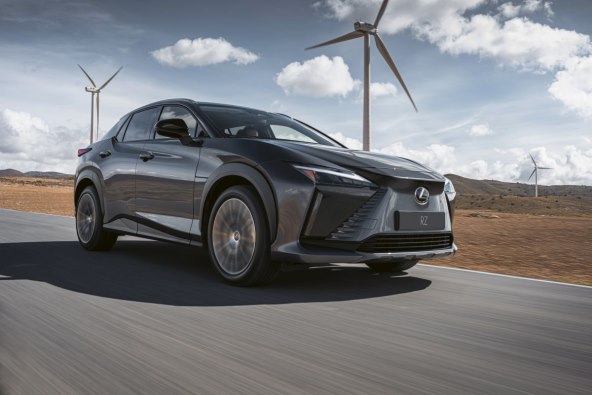 Lexus RZ 450h (11).jpg