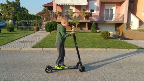 ZAKON O SIGURNOSTI PROMETA NA CESTAMA: Vozite li osobno prijevozno sredstvo?