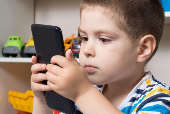 TO SE NE SVIĐA REGULATORIMA: Snapchat koriste i mlađi od 13 godina