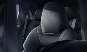 Cayenne Platinum Edition (1).jpg