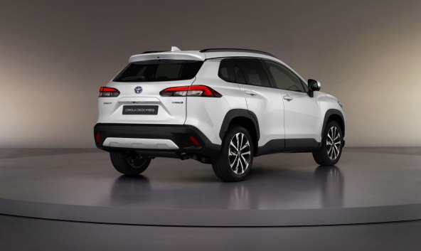 Toyota Corolla Cross (1).jpg