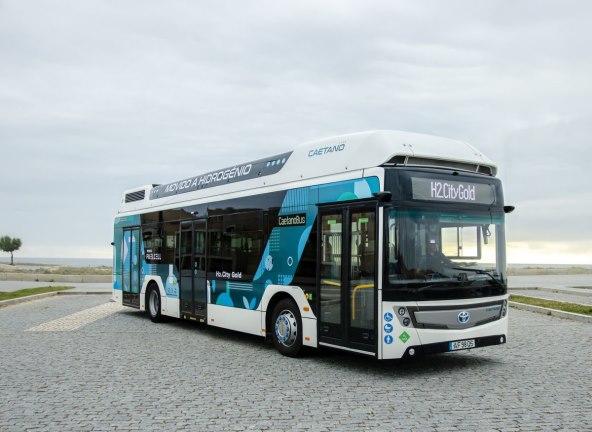 CaetanoBus Toyota vodik hidrogen (6).jpg