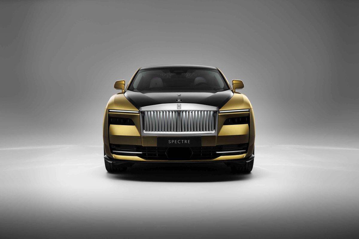 Rolls-Royce Spectre  (6).jpg