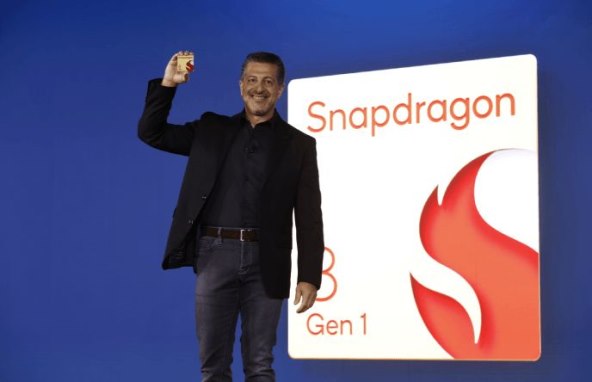 QUALCOMM IMA SUMORNU PROGNOZU: Prodaja pametna telefona u padu