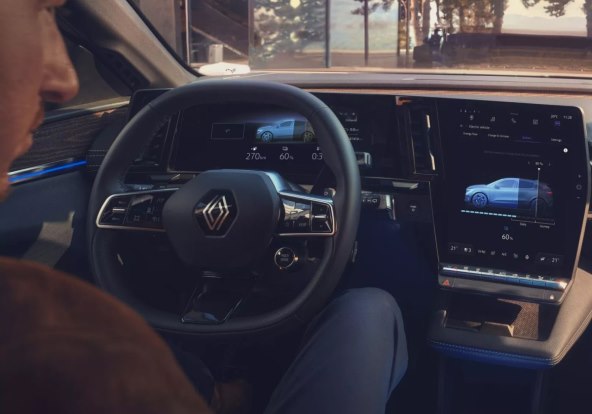 Renault Megane E-TECH Electric (2).jpg
