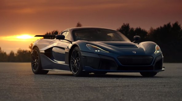 Rimac Nevera (4).jpg