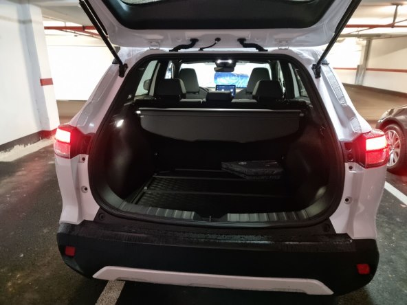 Toyota Corolla Cross (13).jpg