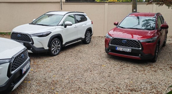 Toyota Corolla Cross (21).jpg