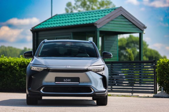 SUV NA STRUJU BZ4X: Toyota bi drugima mogla pokvariti planove