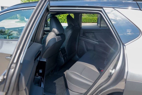 Toyota bZ4X (11).jpg