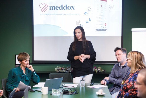 Meddox Vesna Babić, Maja Bogović i Pero Hrabač.JPG