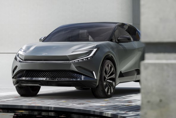 Toyota bZ Compact SUV Concept (4).jpg