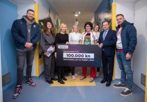Nikola Grahovac, Andrea Šalinović, Danijela Bistrički Morović, djelatnice Opće bolnice, Tomislav Dujmenović, Luka Cindrić.JPG