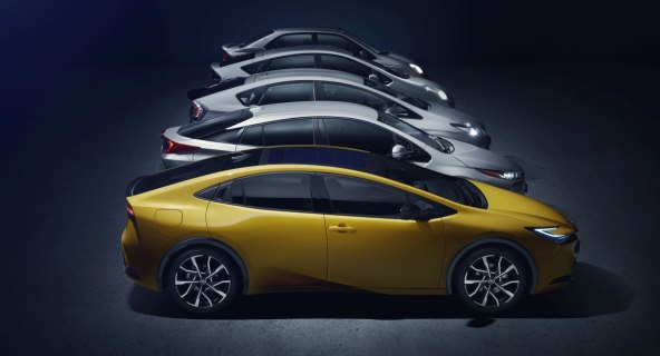 Toyota Prius (2).jpg