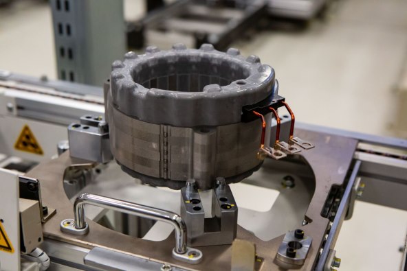 Toyota MG1 motor.jpg