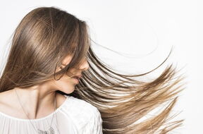 Djevojke iz susjedstva kao zaštitna lica nove Pantene Aqua Light linije 