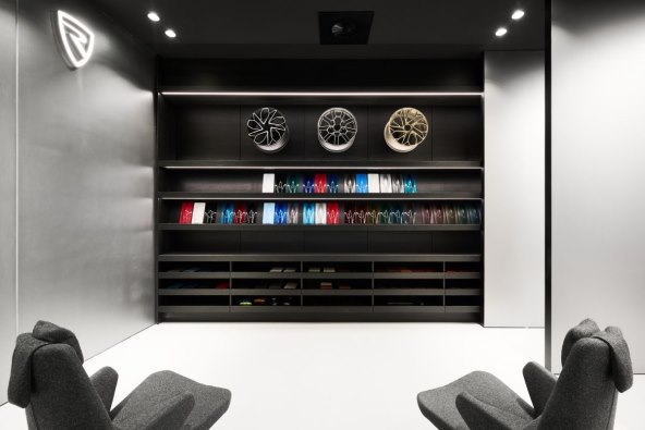 Rimac Showroom Brussels14.jpg