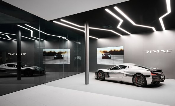 Rimac Showroom Brussels4.jpg